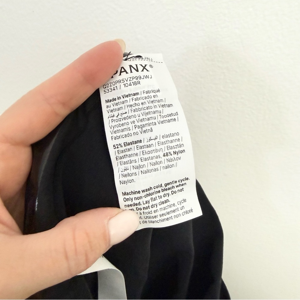 Spanx High Waisted Thong M Black Shapewear NWT - Picture 6 of 7